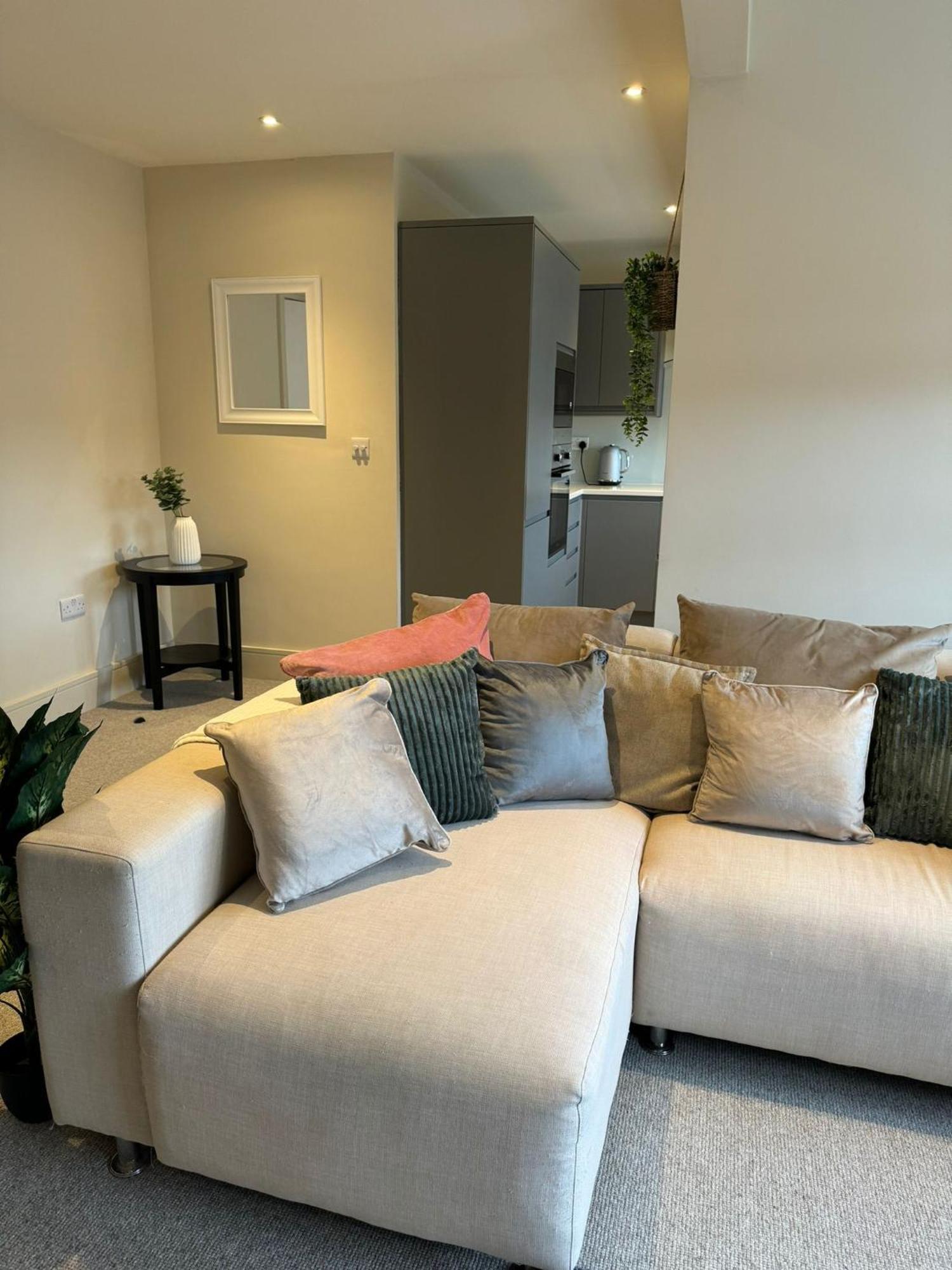 バーミンガムOsbourne House Pink 2 Bed, 2 And Half Bathアパートメント エクステリア 写真